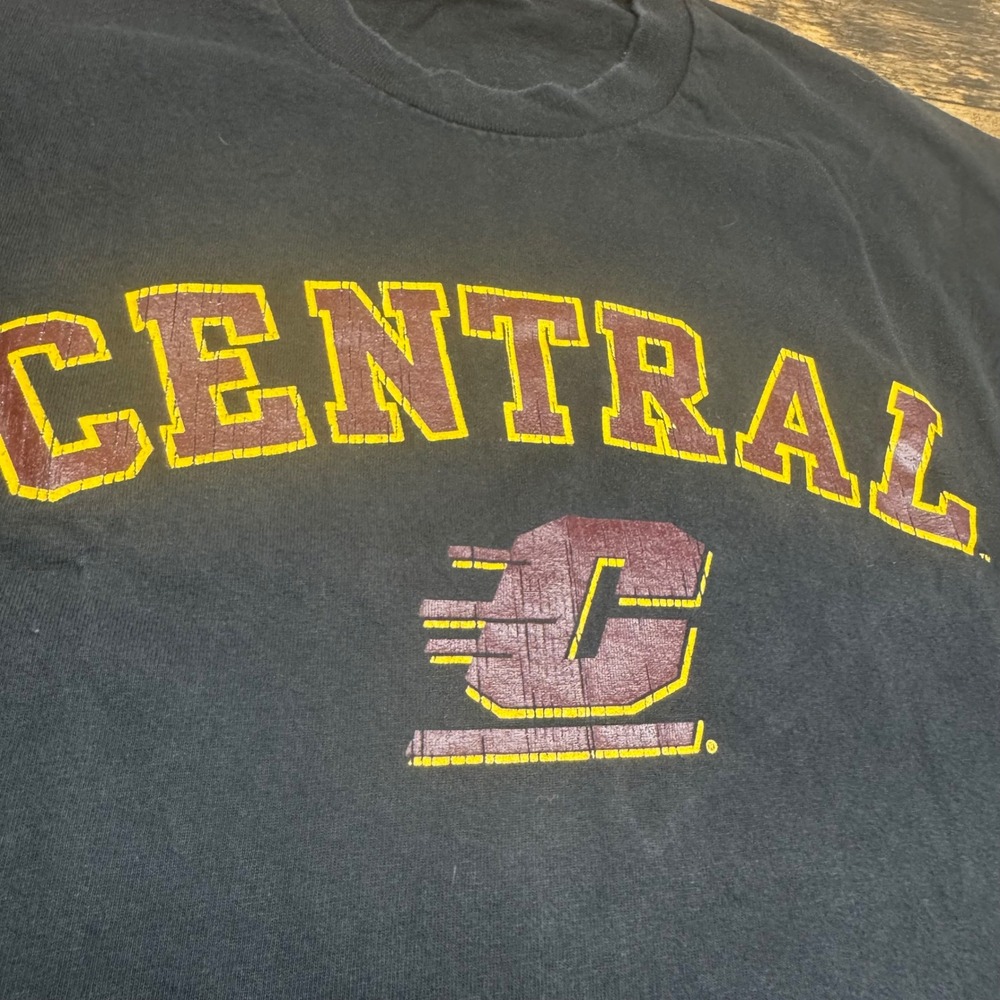Central‎ Chippewas T-Shirt College Graphic Tee Short Sleeve Top XL Spellout - Picture 2 of 5